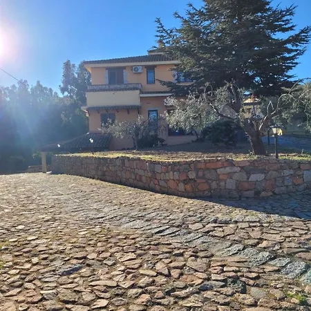 Holiday home Casa Vacanze Villa Lucheria Loceri