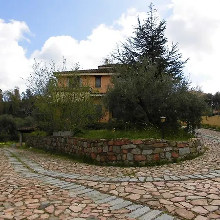Casa Vacanze Villa Lucheria Loceri Holiday home